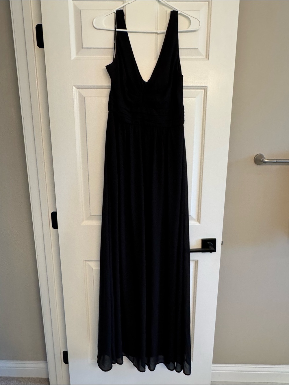 Lulu's Black V-Neck Maxi Dress